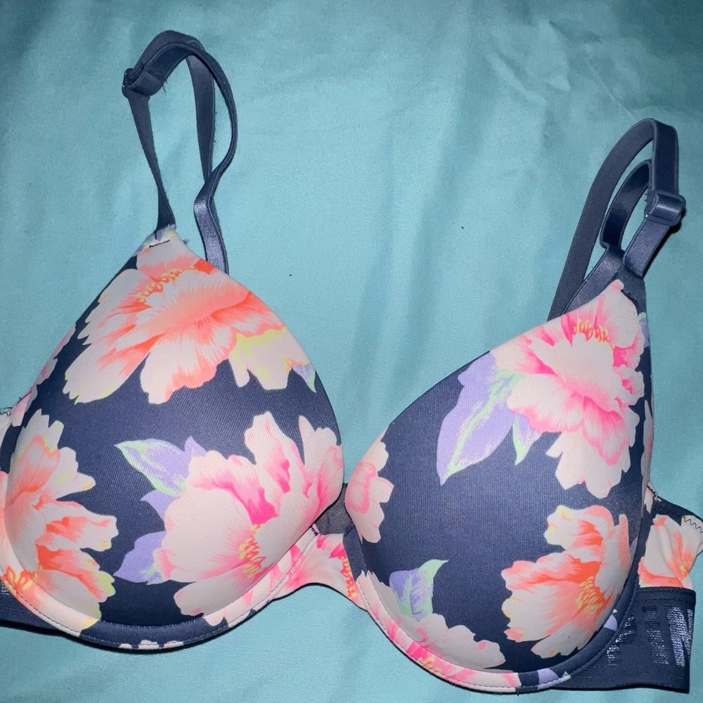 Victoria’s Secret Floral Print Women's Bra 32C